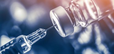 Pfizer и BioNTech начали клинические испытания вакцины против штамма &laquo;Омикрон&raquo;