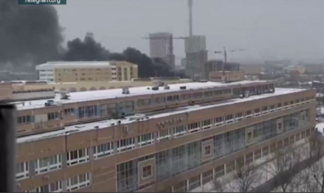 У Москві масштабна пожежа: вогонь охопив площу близько 2000 кв. м