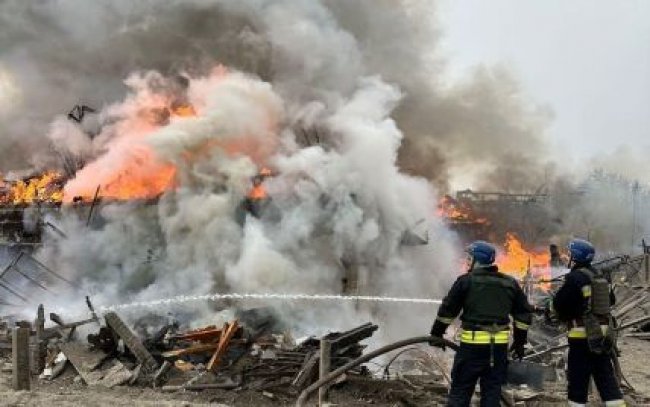 На Київщині російська ракета влучила в енергетичний об’єкт