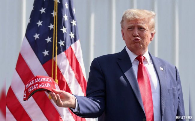 Трамп здобув першу перемогу у передвиборчих перегонах