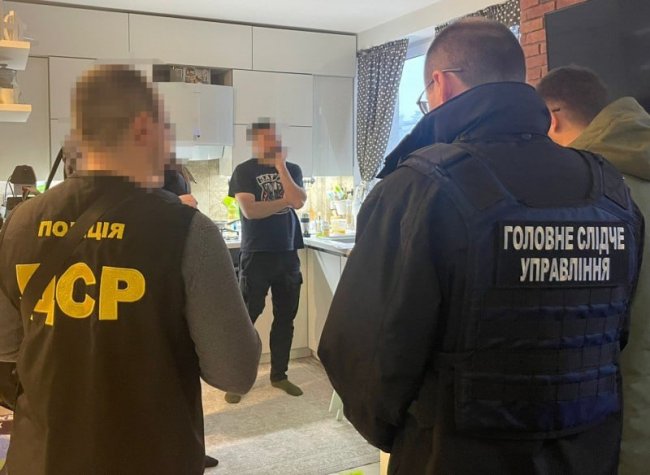 Раднику заступника міністра оборони повідомили про підозру у заволодінні коштів на закупках для ЗСУ