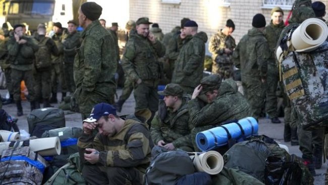 У Росії шість мобілізованих втекли прямо з поїзда, який віз їх на війну
