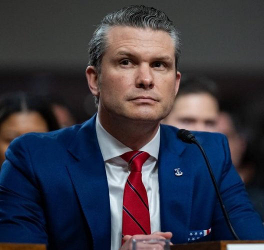 Глава Пентагону: США не зрадили Україну, а прагнуть миру