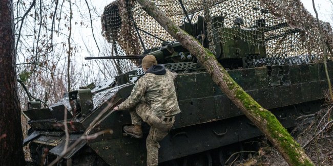 WSJ: Україна зможе тримати фронт без допомоги США лише до літа