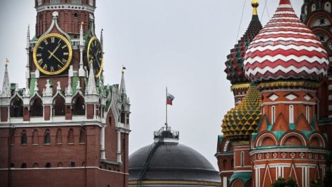 Кремль шукає 1,2 трлн рублів: бюджет РФ тріщить під тиском санкцій та війни — Reuters