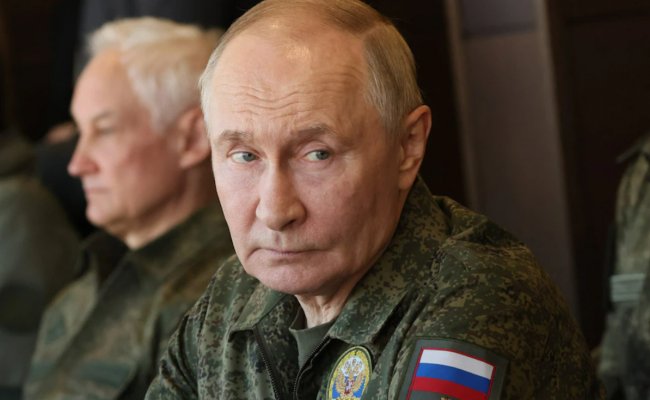 Найбільші в історії знижки на російську нафту б’ють по війні Путіна — The Telegraph