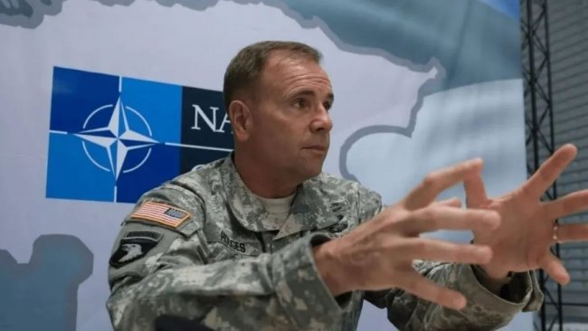 Підготовлені до контрнаступу війська краще відправити не до Бахмута, а на Мелітополь та Маріуполь — Бен Ходжес