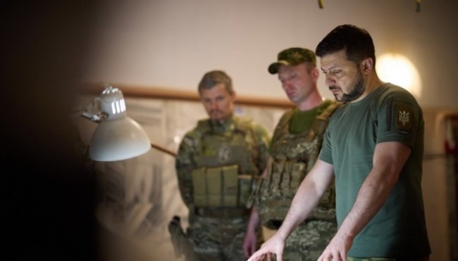 Зеленський зібрав Ставку щодо ситуації в Бахмуті: ухвалено важливе рішення
