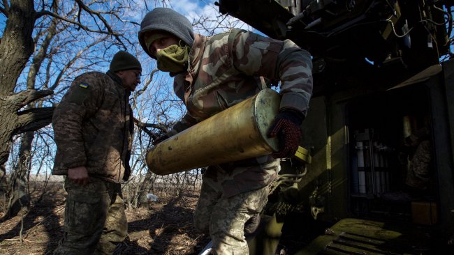 Великий стратегічний успіх: у Зеленського назвали дві цілі оборони Бахмута