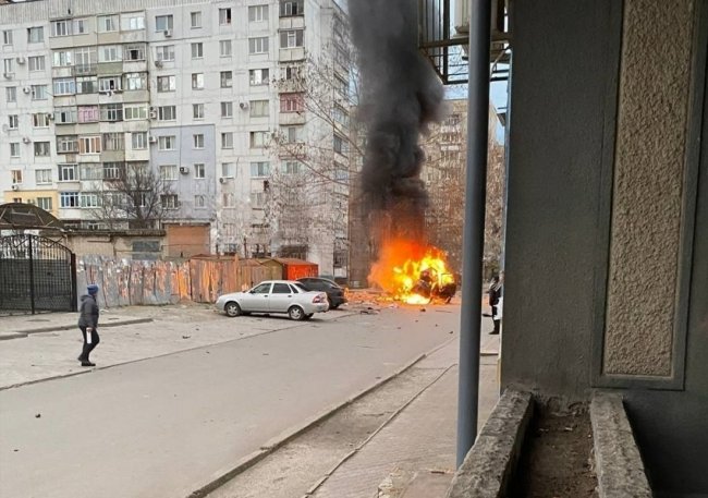 У центрі окупованого Мелітополя підірвали автомобіль