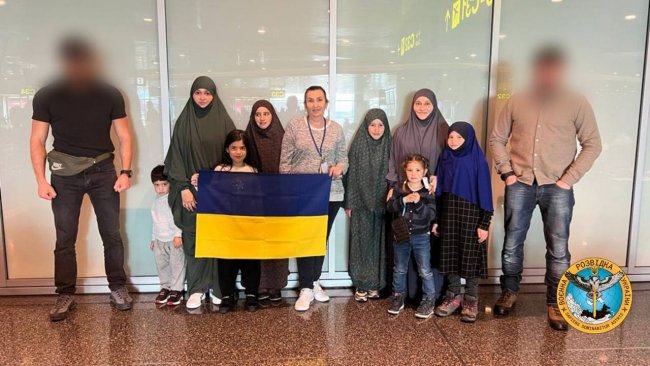 Співробітники ГУР визволили з полону та евакуювали з Сирії українських жінок і дітей