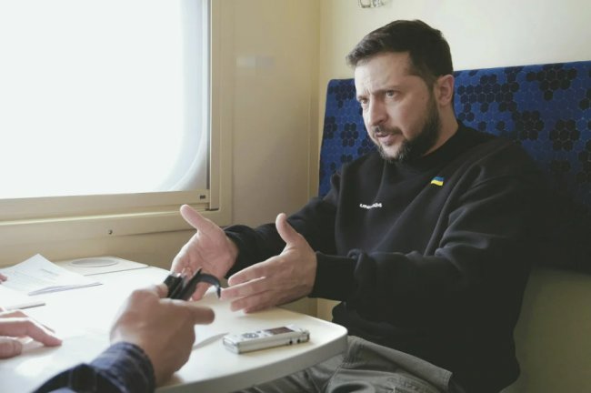 Україна не готова перейти в контрнаступ через брак озброєння, – Зеленський