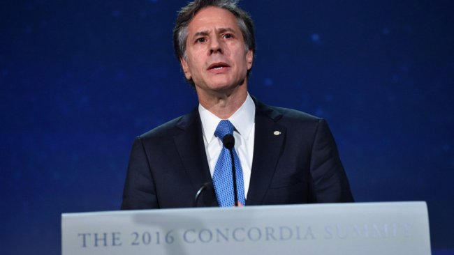 Держдеп закликав громадян США негайно залишити Росію
