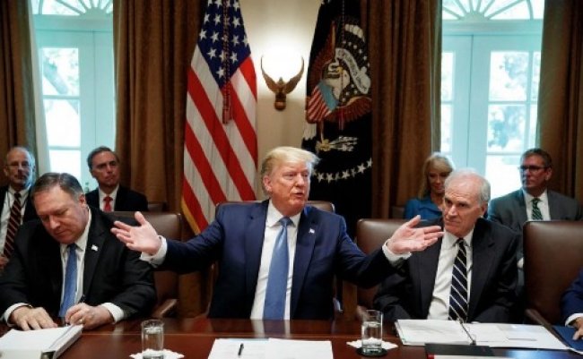 Трамп прагне припинити вогонь в Україні до кінця квітня: переговори ускладнені вимогами Росії