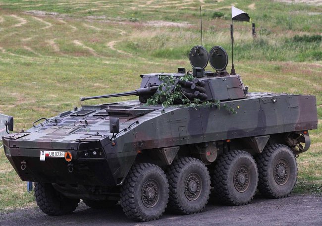 Україна купує у Польщі 100 БТР Rosomak