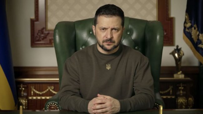 Зеленський доручив Залужному відправляти воєнкомів з тилу на фронт