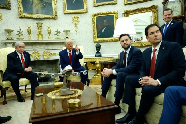 Трамп вимагає від ЄС $350 млрд за енергію в обмін на скасування тарифів