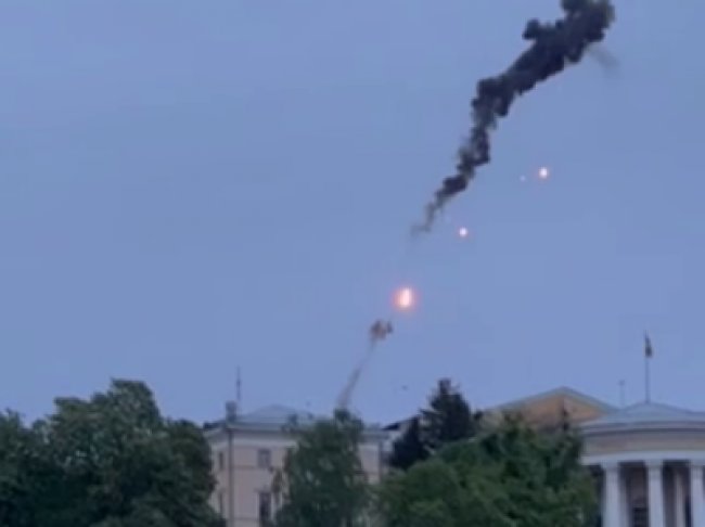 Над Києвом збили неконтрольований Bayraktar