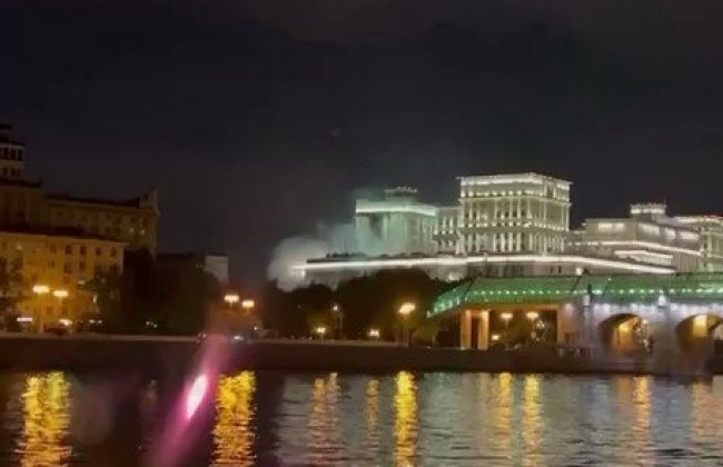 Вночі спалахнула будівля міноборони РФ