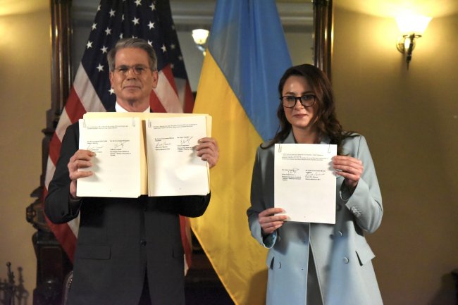 Архітектура післявоєнного світу: ШІ проаналізував Угоду про надра між Україною та США