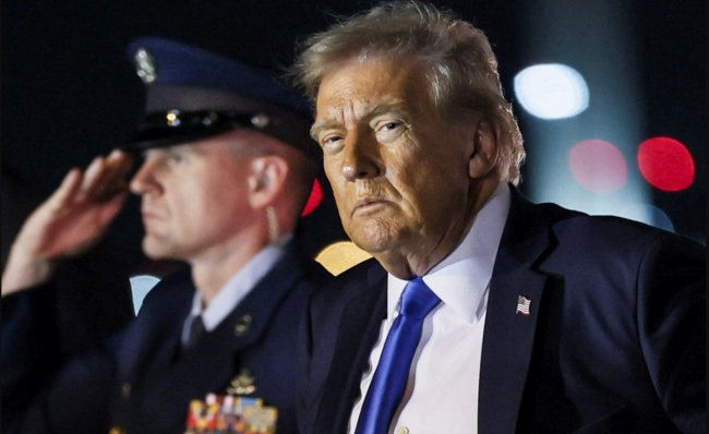 Трамп стає яструбом: звільнення Волца приховує зміну курсу щодо України