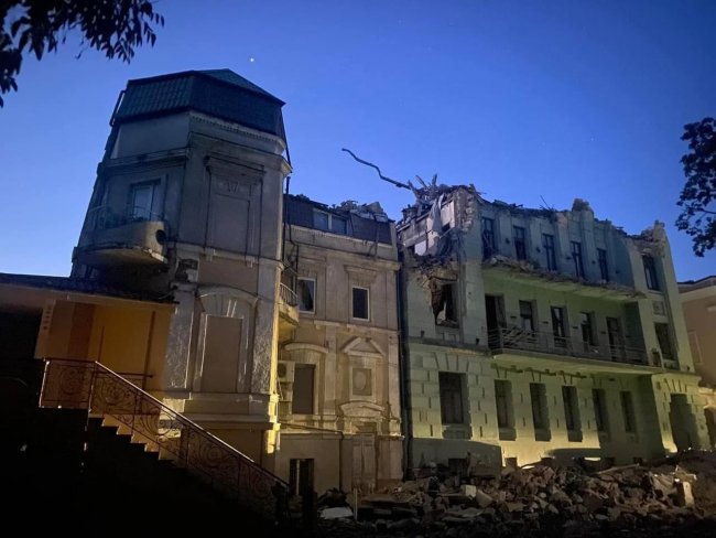 Росіяни вдарили по Одесі п’ятьма видами ракет: є загиблий та руйнування