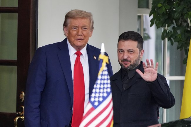 Трамп хоче бути на боці успіху: деталі телефонної розмови президента США з Зеленським