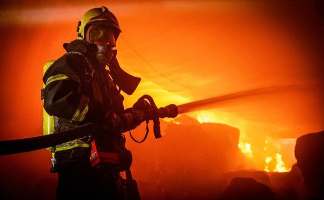 Вночі ворог атакував дронами Одещину: спалахнули пожежі