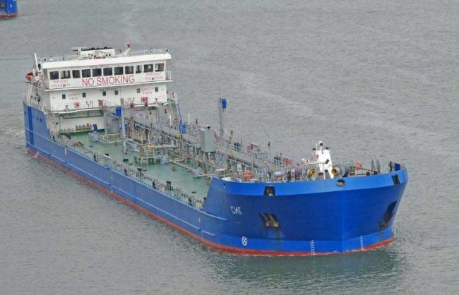 Морський дрон протаранив російський танкер у Керченській протоці