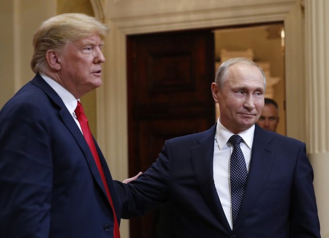 Саміт Трампа і Путіна в Алясці: чи пожертвує США інтересами України заради миру?