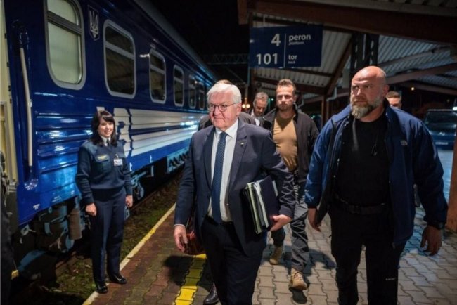 Президент Німеччини Штайнмаєр зранку раптом приїхав до Києва