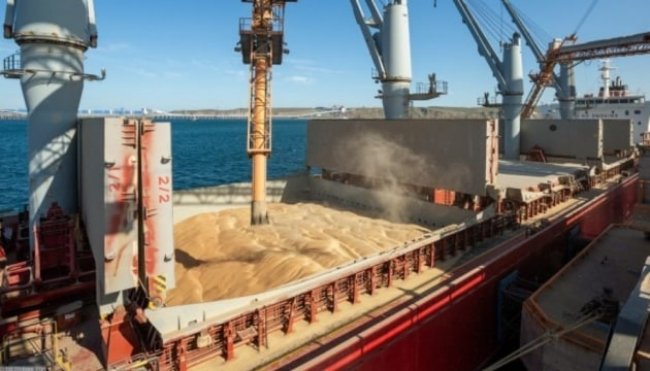 Росія заявила про призупинення участі у “зерновій угоді” через атаку у Севастополі