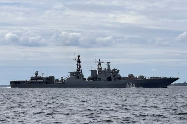 Данія б’є на сполох: російські кораблі загрожують безпеці в протоках