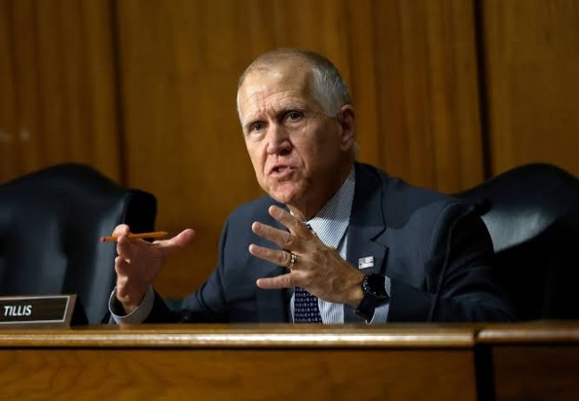 Президент не дотримується закону: у Сенаті США різко засудили рішення Трампа щодо російського дизеля