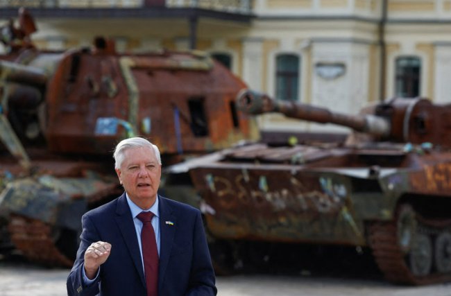 &laquo;Ліндсі був би обурений&raquo;: республіканці критикують послаблення санкцій проти Росії