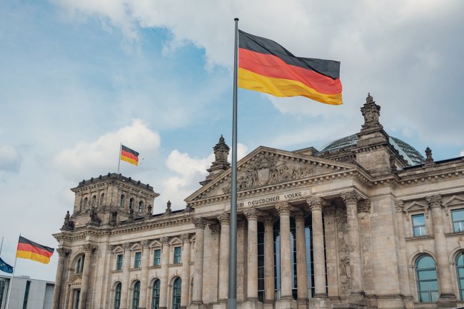 Германия выделит миллиард евро из бюджета на 2023 год для поддержки Украины