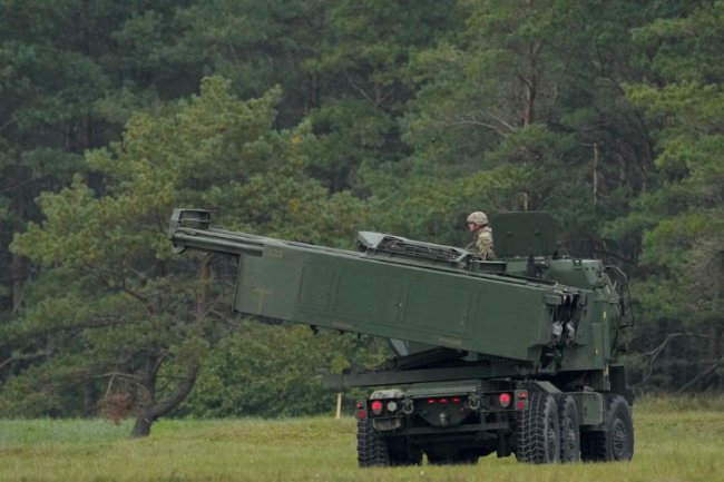 Україна може отримати від США дешеві високоточні снаряди з дальністю до 150 км