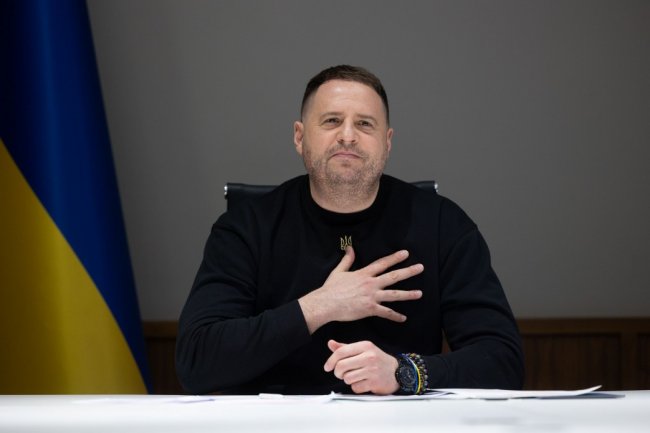 НАБУ і САП готують заходи щодо Єрмака: його заява про шахраїв збіглася з ухвалами слідчих по «Мідасу»