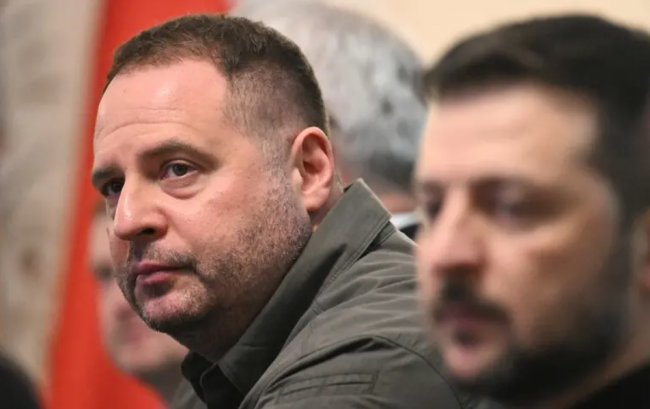 Ймовірність звільнення Єрмака 20 листопада — 90 %: джерела в &laquo;Слузі народу&raquo; про кадрові потрясіння на Банковій