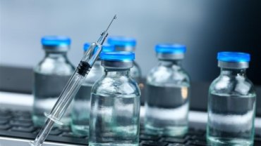 Китай одобрил первое лекарство от COVID-19 с высокой эффективностью