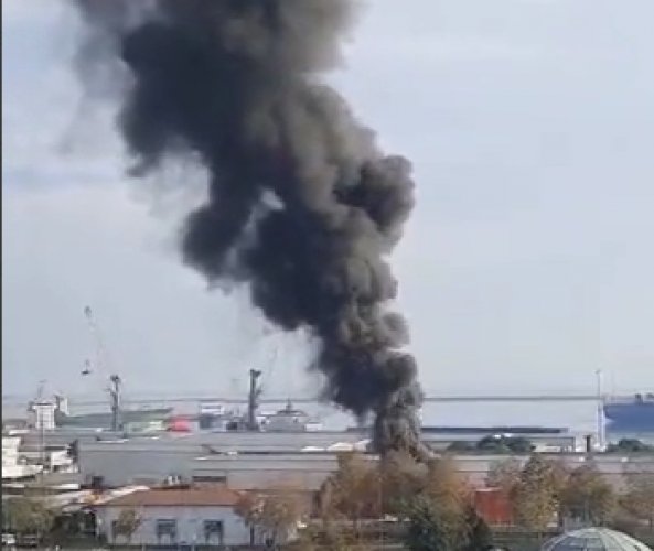 У турецькому порту пролунав потужний вибух
