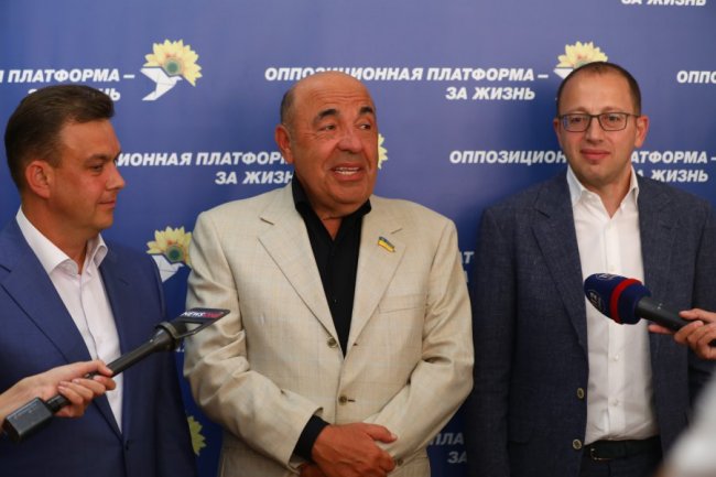 Проросійський депутат ОПЗЖ Геннадій Гуфман з Братислави продовжує впливати на Дніпропетровську облраду