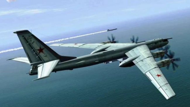Росія завдає масованого удару по Україні: у небі десятки ракет