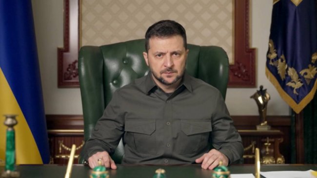 Зеленський вперше з початку війни покинув Україну: летить до Байдена в США