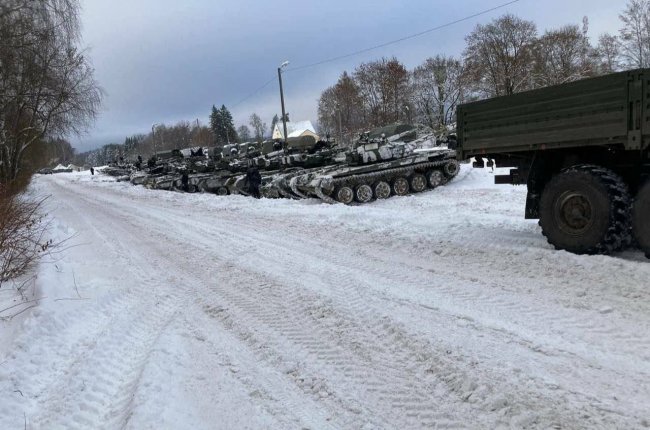 Наступ з Білорусі: в ОП закликали українців не вірити фейкам