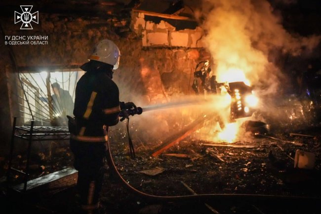 Росіяни атакували Одещину “Шахедами”: є руйнування та постраждалі