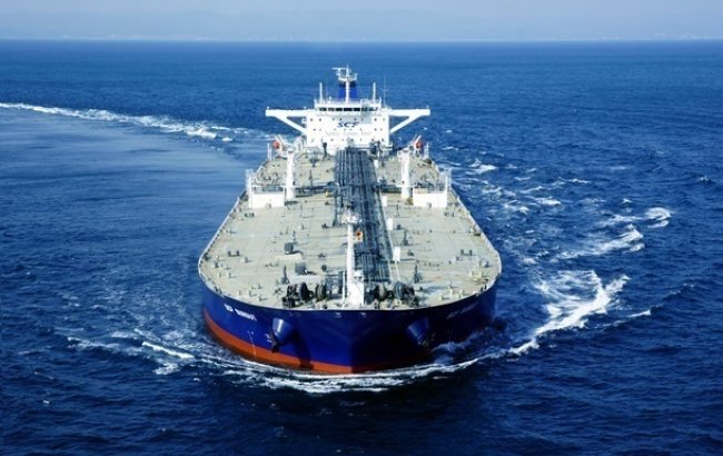 Страховка суден у Чорному морі потроїлася за місяць через українські атаки на російський тіньовий флот – Bloomberg